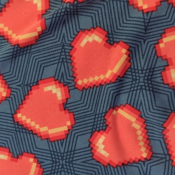 LuLaRoe Blue & Red Heart Valentine's Day Short Sleeve Stretch Dress Size 2 - Picture 2 of 5